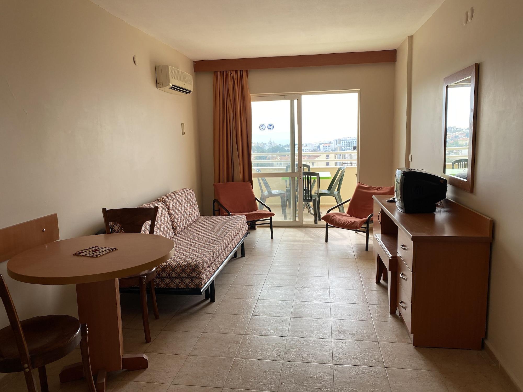 Tuntas Family Suites Kusadası Exterior foto