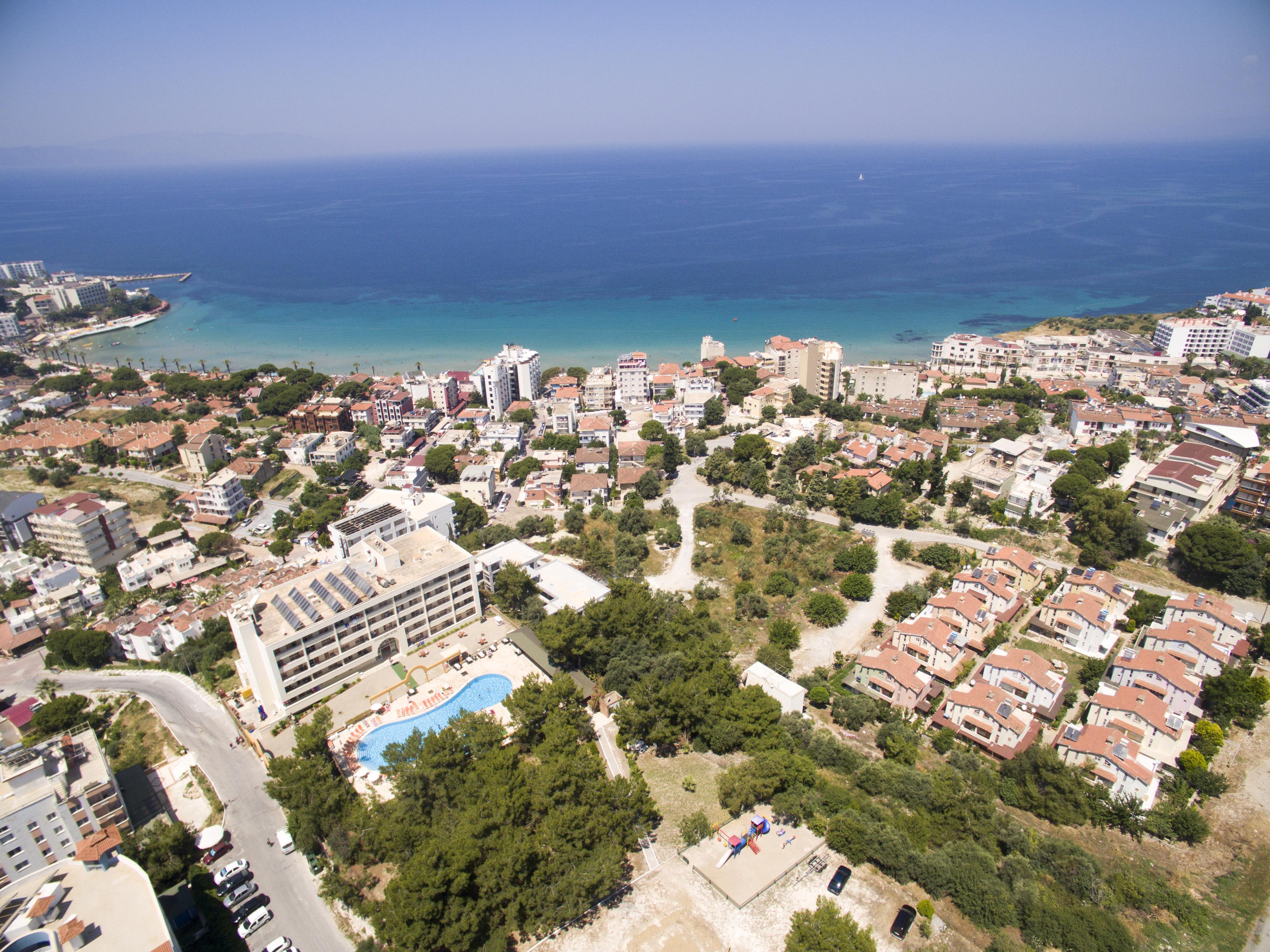 Tuntas Family Suites Kusadası Exterior foto