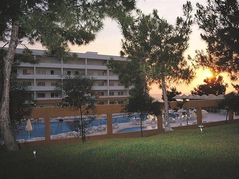 Tuntas Family Suites Kusadası Exterior foto